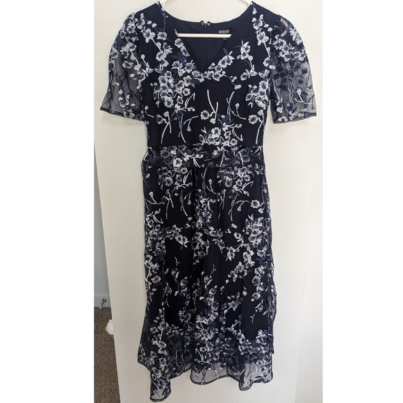 Floral navy dress - Picture 1 of 5